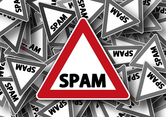 Tips to keep mails out of the spam folder (Infographic)